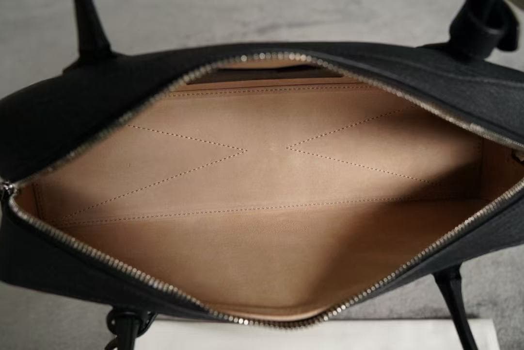 Alaia Alaia Studded Leather Bag - Premium